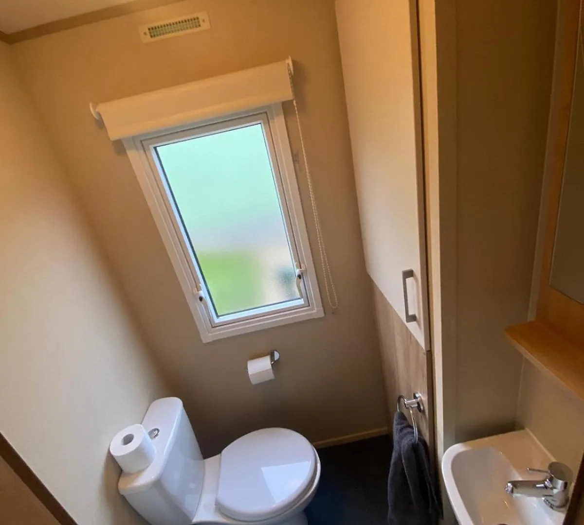 Superb Luxury Caravan, Todber Valley Holiday Park, Gisburn 0*,  United Kingdom